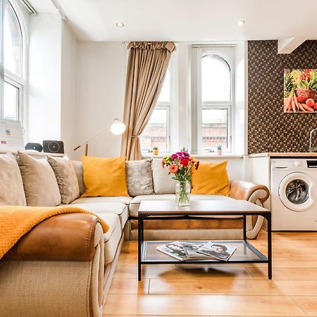 Cavern Quarters: City Centre Apartment by Garudy Serviced Apartments Liverpool Exterior photo